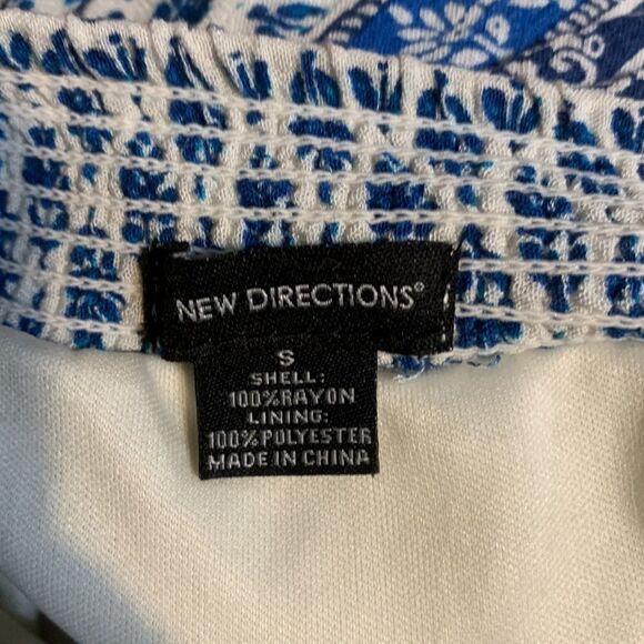 New Direction Women’s Bohemian Gathered Asymmetrical Print Skirt Small - Picture 4 of 5
